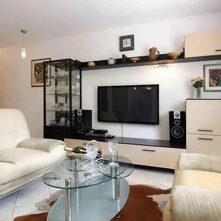 In - Riviera 46480 شقة سبليت
